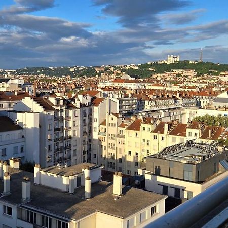 Plein Sud Terrasse Climatisation Garage Netflix Apartment ลียง ภายนอก รูปภาพ
