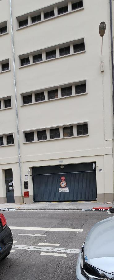 Plein Sud Terrasse Climatisation Garage Netflix Apartment ลียง ภายนอก รูปภาพ