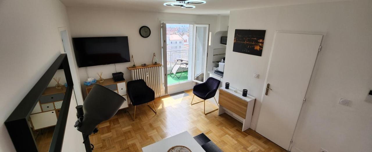 Plein Sud Terrasse Climatisation Garage Netflix Apartment ลียง ภายนอก รูปภาพ