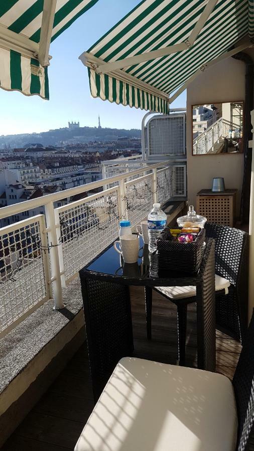 Plein Sud Terrasse Climatisation Garage Netflix Apartment ลียง ภายนอก รูปภาพ